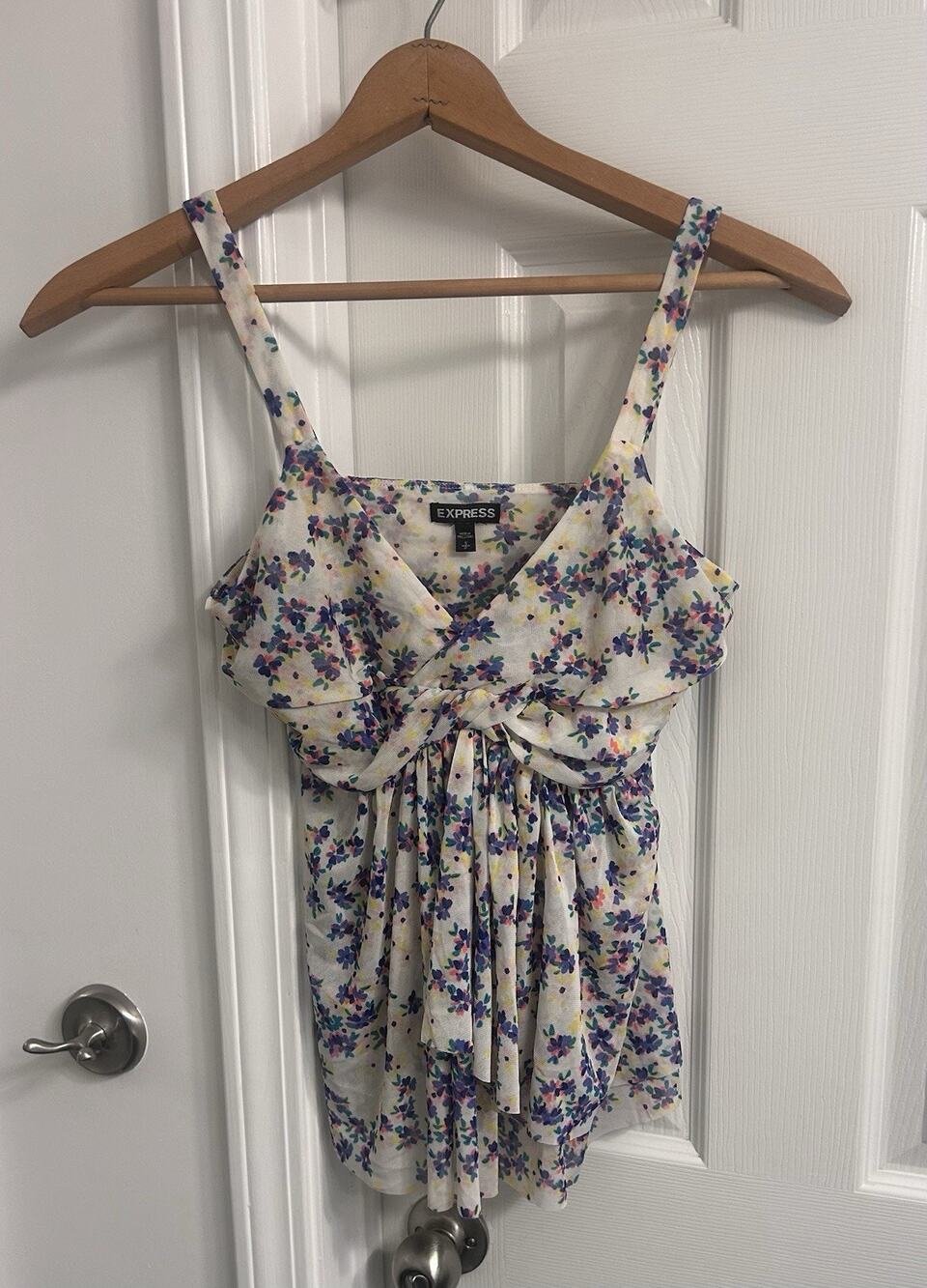 EXPRESS Women’s Small Floral Tank Top Sleeveless